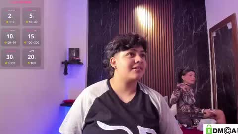 pretty_honey22 online show from August 11, 3:19 am