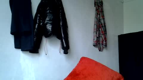 pretty jazminee online show from August 7, 10:48 am