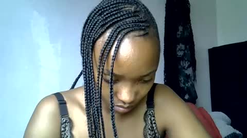 pretty jazminee online show from August 8, 12:49 pm