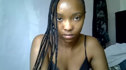 pretty jazminee online show from August 10, 8:49 am