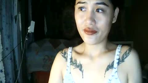 pretty_kat1998 online show from August 11, 8:00 pm