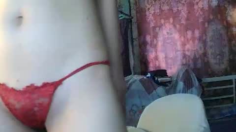 pretty_kat1998 online show from August 14, 1:31 am