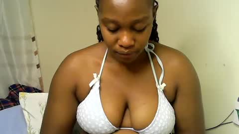 pretty_kylah online show from August 6, 10:53 pm