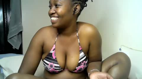 pretty_kylah online show from August 12, 2:58 am
