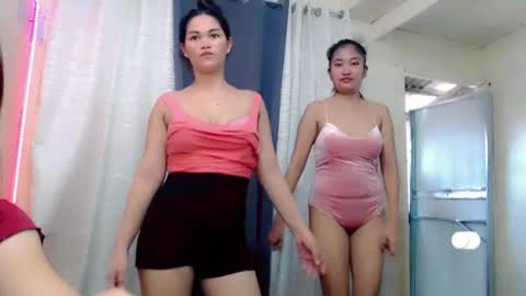pretty_lady_kitty online show from August 5, 7:06 am