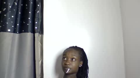 pretty luv1 online show from May 8, 12:51 pm