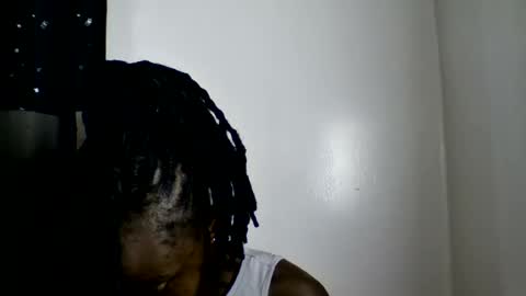 pretty luv1 online show from July 1, 10:27 am