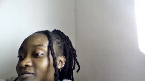 pretty luv1 online show from July 1, 7:04 pm