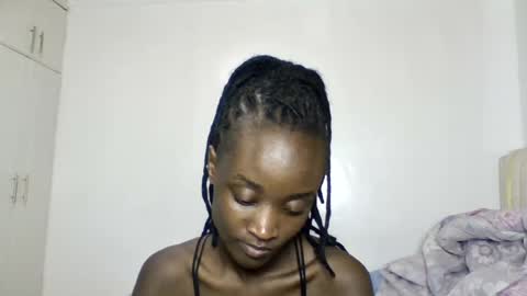 pretty luv1 online show from July 28, 12:44 pm