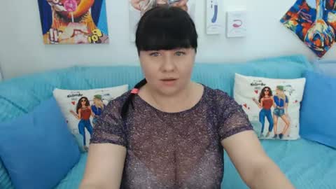 pretty_malika online show from August 4, 8:06 pm