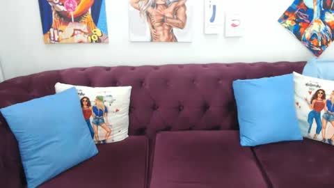 pretty_malika online show from August 5, 5:11 pm
