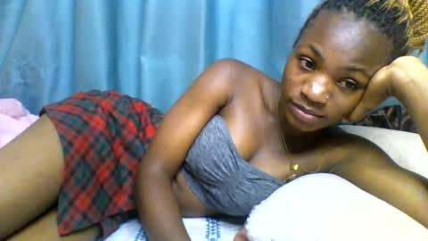 pretty_neemaa online show from August 9, 2:07 pm