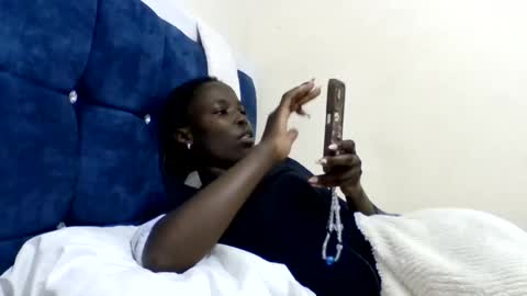 pretty_petite_ebony online show from July 23, 7:33 am