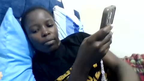 pretty_petite_ebony online show from July 27, 2:06 am