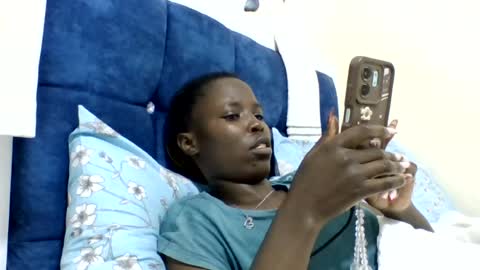 pretty_petite_ebony online show from July 30, 5:48 am