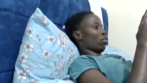 pretty_petite_ebony online show from July 31, 1:45 am