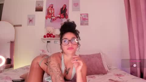 pretty_pettite online show from August 3, 11:23 pm