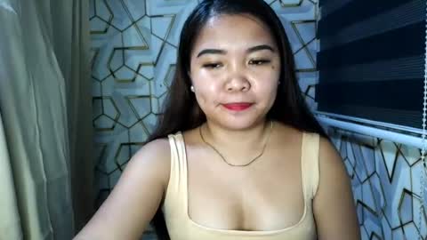 pretty_pharsa online show from August 4, 1:41 pm