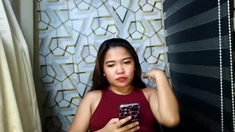 pretty_pharsa online show from August 12, 2:47 am