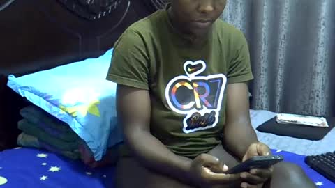 pretty_sheanna online show from August 11, 12:18 pm