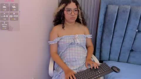 Daisy Flower online show from August 1, 3:56 am