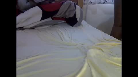 prettyalma online show from March 19, 5:44 am
