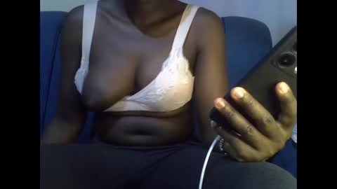 prettyalma online show from March 22, 7:51 pm