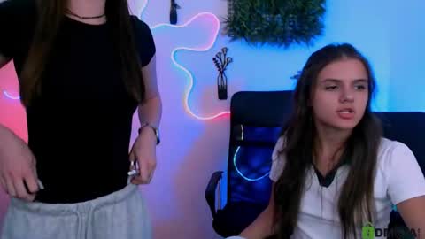 Ammy online show from August 13, 2:42 pm