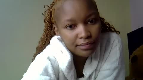 prettybamb online show from March 27, 6:06 am