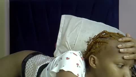 prettybamb online show from March 31, 6:54 am