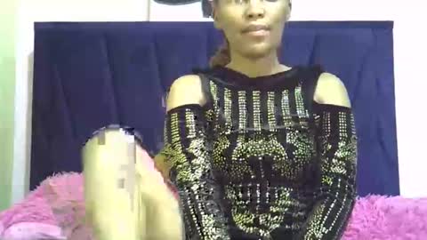 prettybamb online show from April 16, 10:23 am