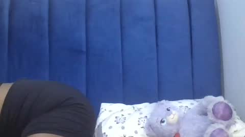 prettybamb online show from July 25, 12:20 pm