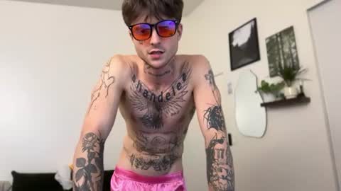 pretty boy online show from August 2, 8:43 am