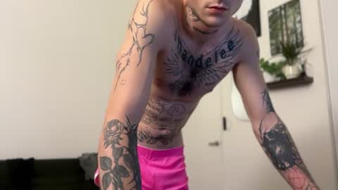 pretty boy online show from August 10, 8:05 am