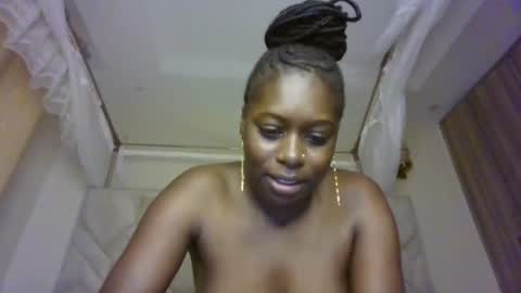 prettydulce online show from July 28, 3:56 am