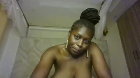 prettydulce online show from August 2, 4:30 am