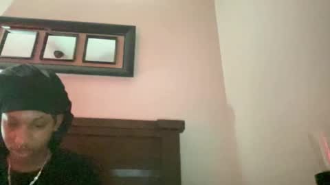 prettyfacefemale online show from May 20, 7:48 pm