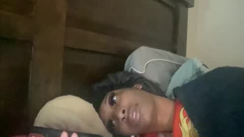 prettyfacefemale online show from June 13, 6:49 pm