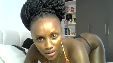 Pretty darkskin doll online show from April 17, 12:23 pm