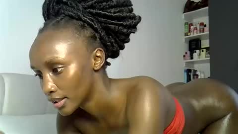 Pretty darkskin doll online show from April 22, 11:13 am