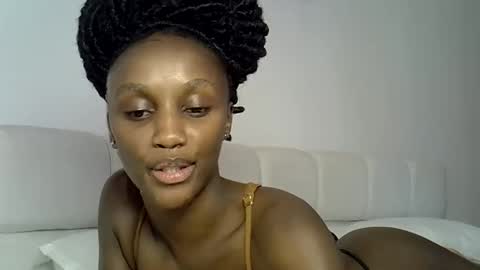 Pretty darkskin doll online show from April 24, 10:19 am