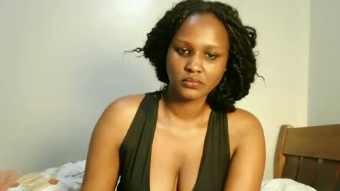 prettykeilaa online show from July 12, 1:28 pm