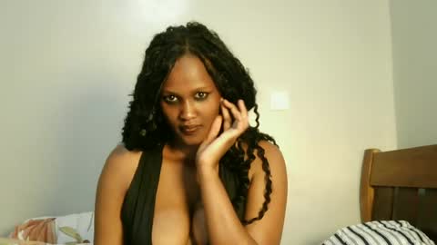 prettykeilaa online show from July 12, 10:05 pm