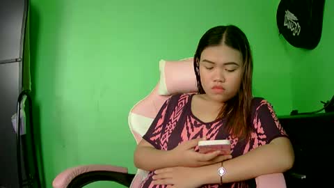 prettymae756493 online show from July 25, 7:23 am