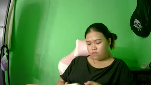 prettymae756493 online show from July 26, 3:17 pm