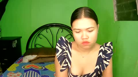 prettymae756493 online show from August 9, 5:36 pm