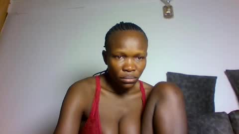 prettypie805244 online show from August 6, 2:43 am