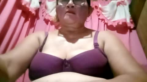 prettyrose01 online show from July 4, 1:46 pm