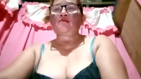 prettyrose01 online show from July 10, 7:52 pm