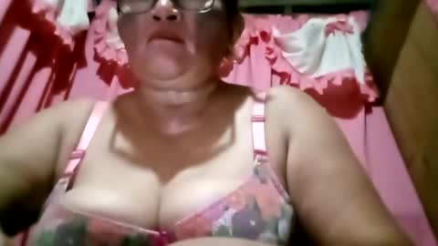 prettyrose01 online show from July 11, 1:06 pm